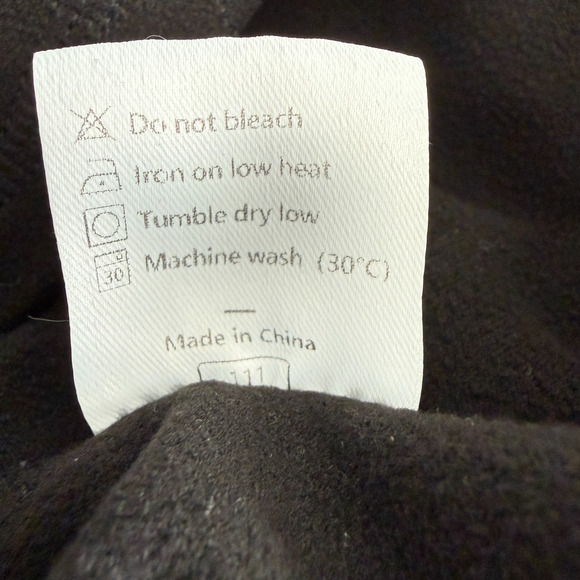 Women's XL Black Fleece Sweatshirt Cozy Witchy Everyday Timeless Outdoors - Picture 5 of 10